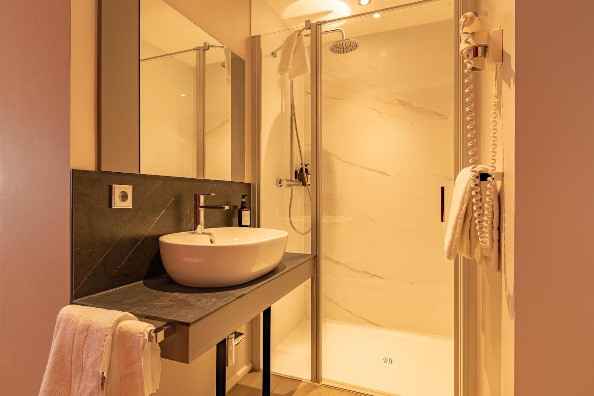 Mea Hotel Trewir Zewnętrze zdjęcie