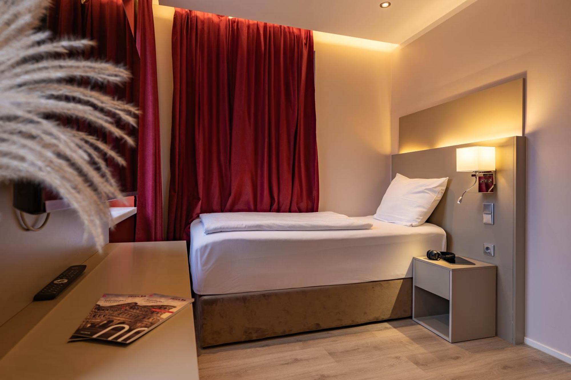 Mea Hotel Trewir Zewnętrze zdjęcie